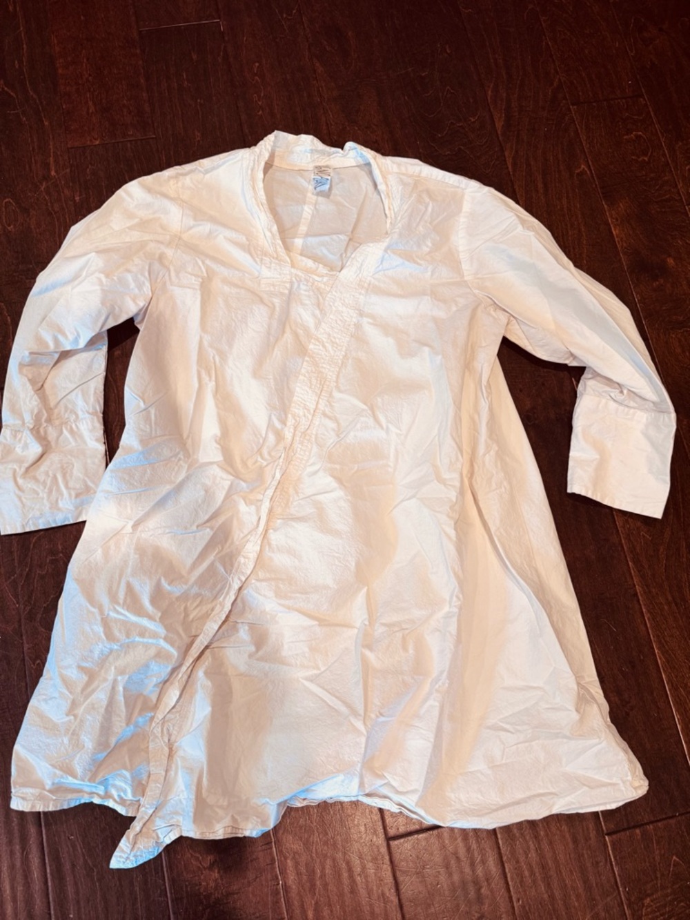 Magnolia Pearl Cream Lightweight V-Neck Tunic
